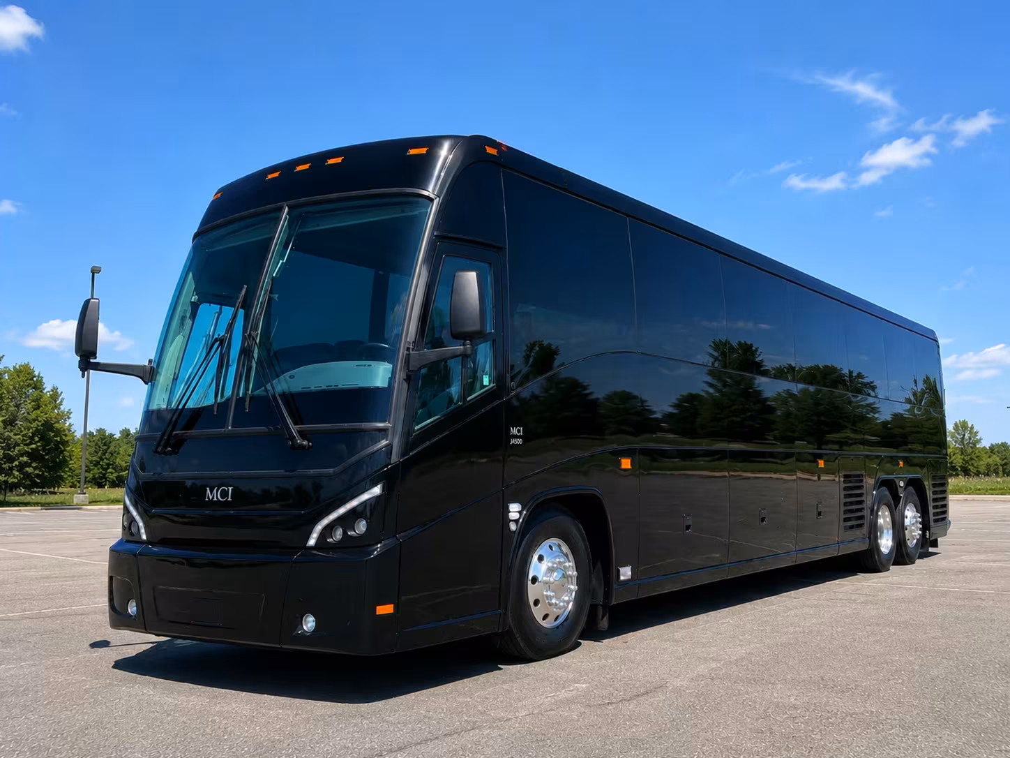 ada accessible field trip buses available for yuma schools
