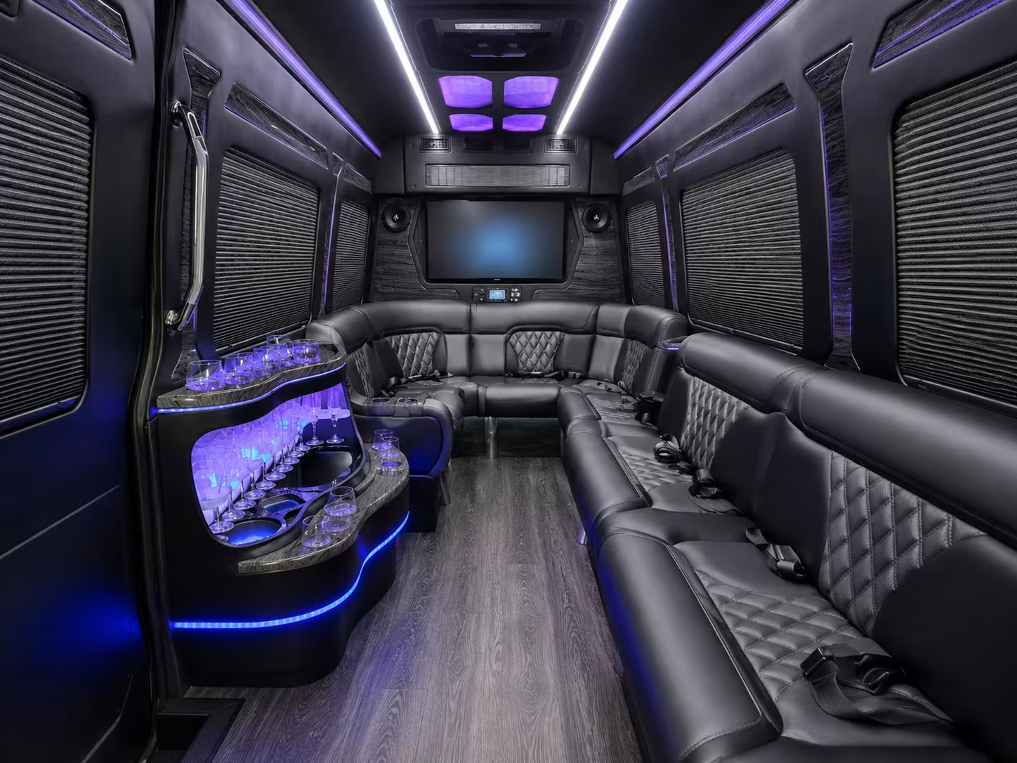 government military and defense contractor bus rentals in yuma