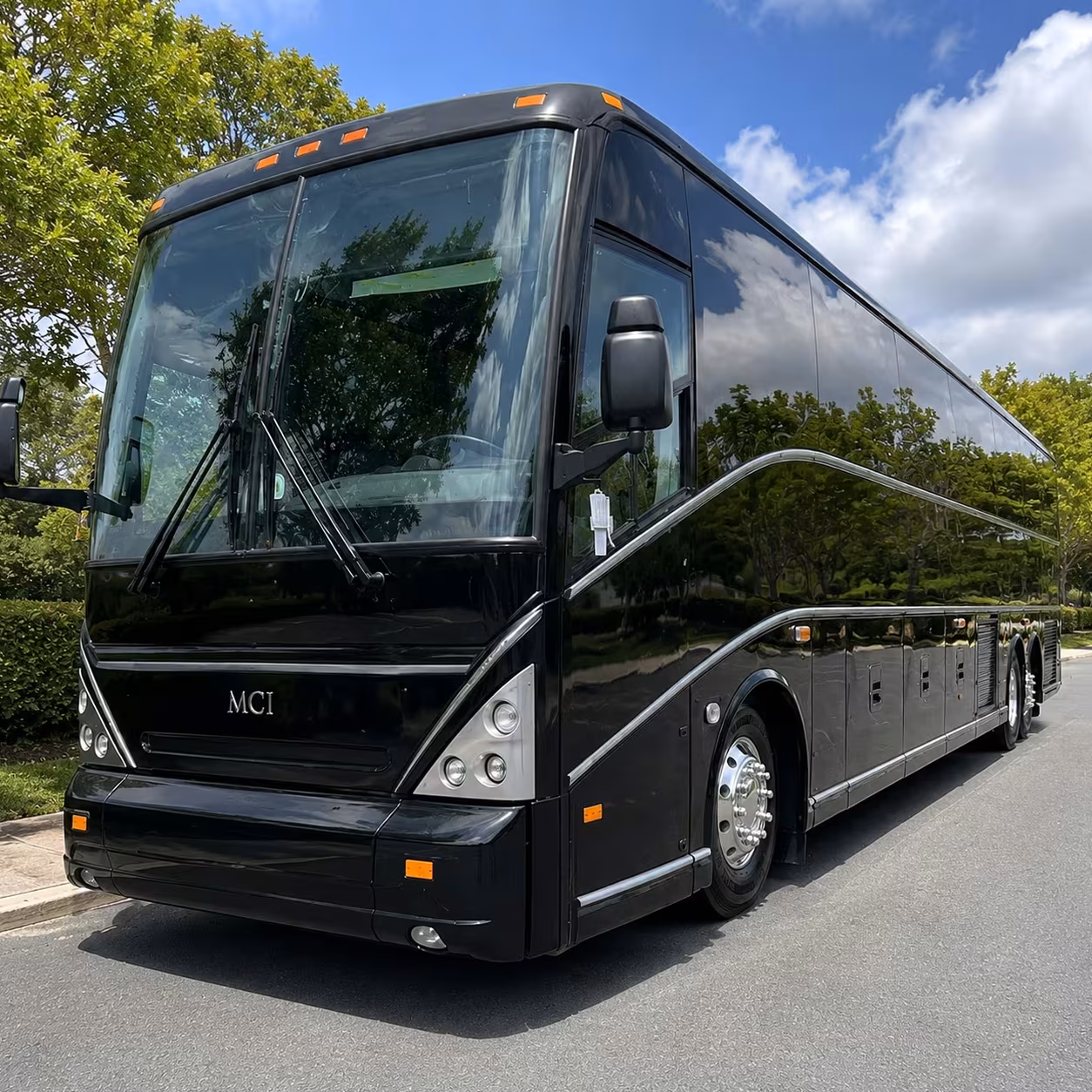 yuma charter bus rentals for desert sun stadium games